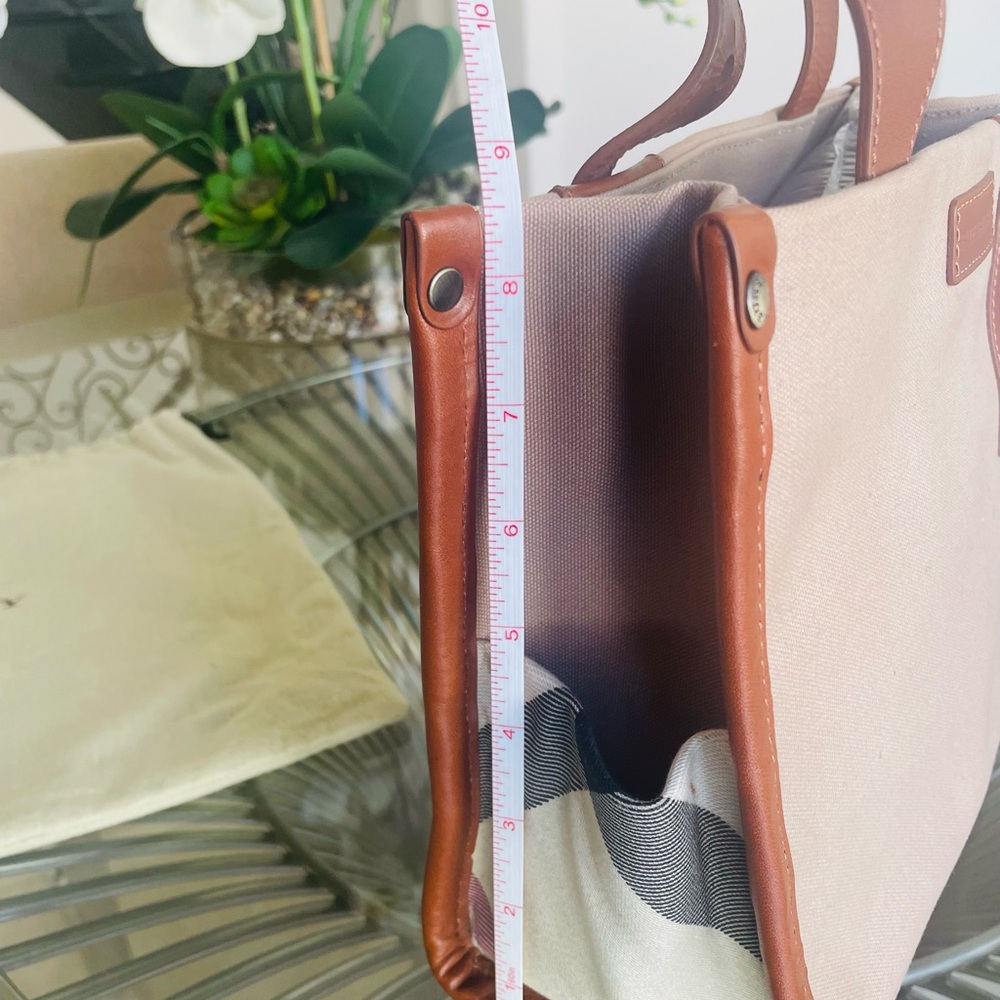 Burberry Nova Check Tan, Canvas and Leather Tote with Dust Cover. Authentic. - Picture 15 of 16